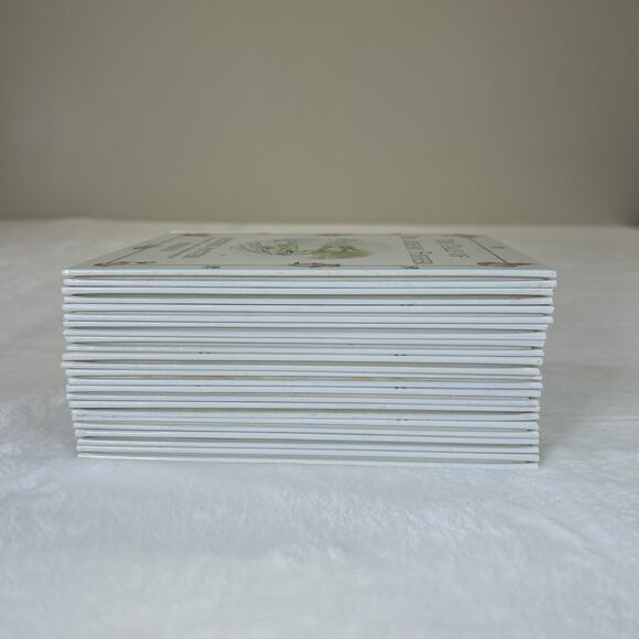 Peter Rabbit Library: 12 Book Box Set by Beatrix Potter 1997 GUC Bnfts Charity - Picture 11 of 12